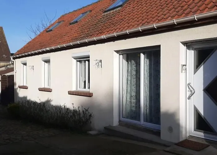 La Cour Pavée